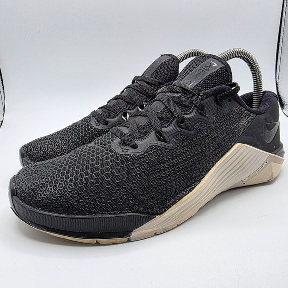 Nike Metcon 5 Womens Size 7.5 Black White  Sneakers Shoes Cross Training Gym AO2 - Picture 4 of 13